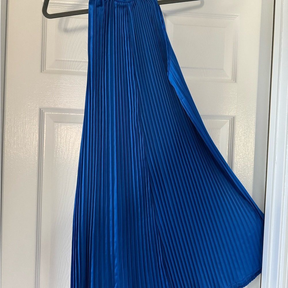Elegant Royal Blue Pleated Dress